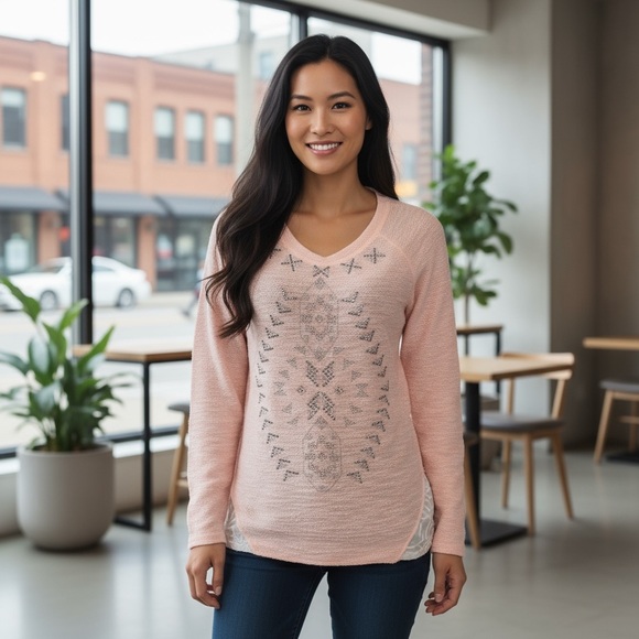Vanity Light pink sweater with gems tribal design - Picture 1 of 4